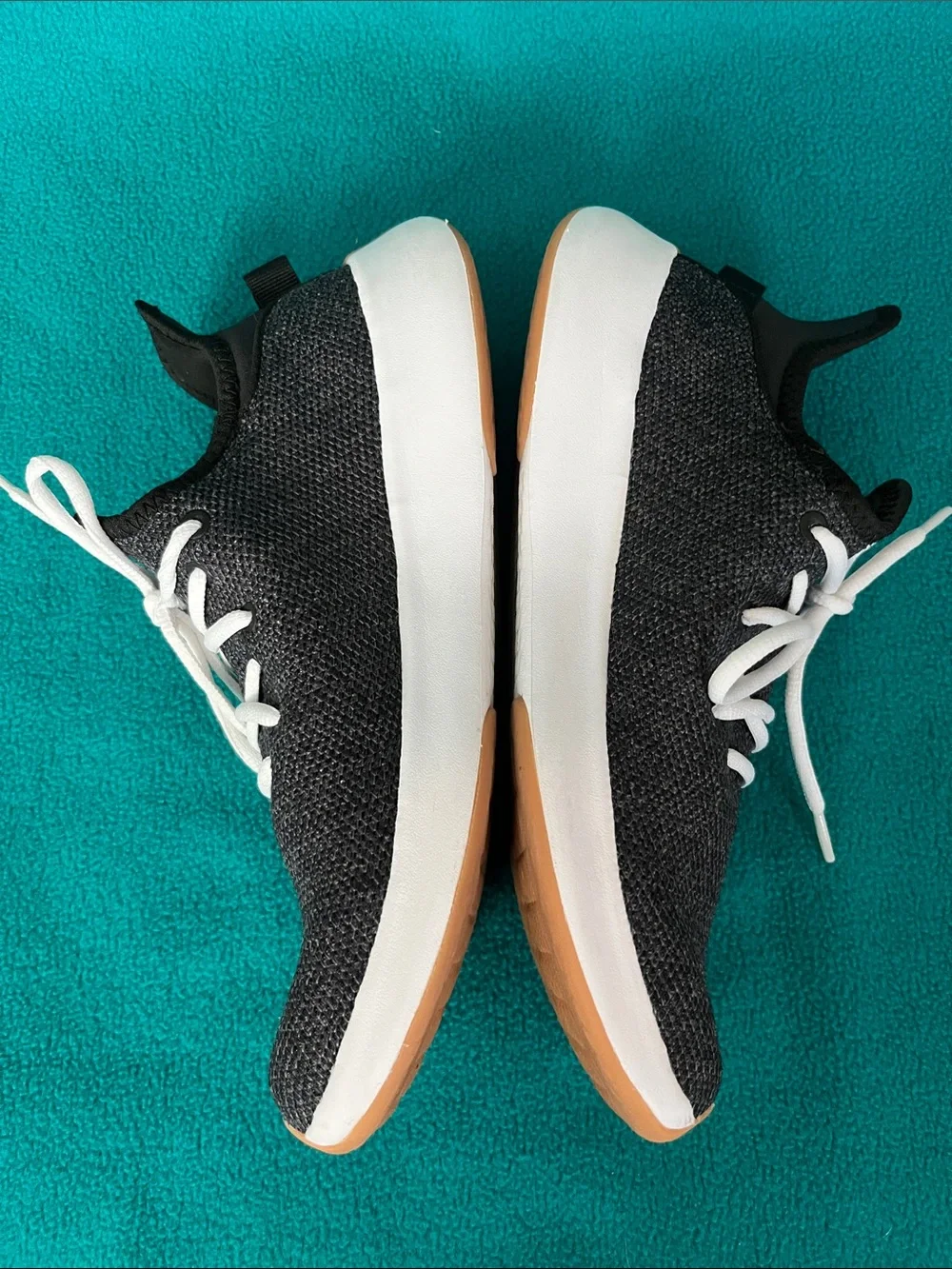 adidas Women's Cloudfoam Plus Black Knit Sneakers with White Laces Size 10